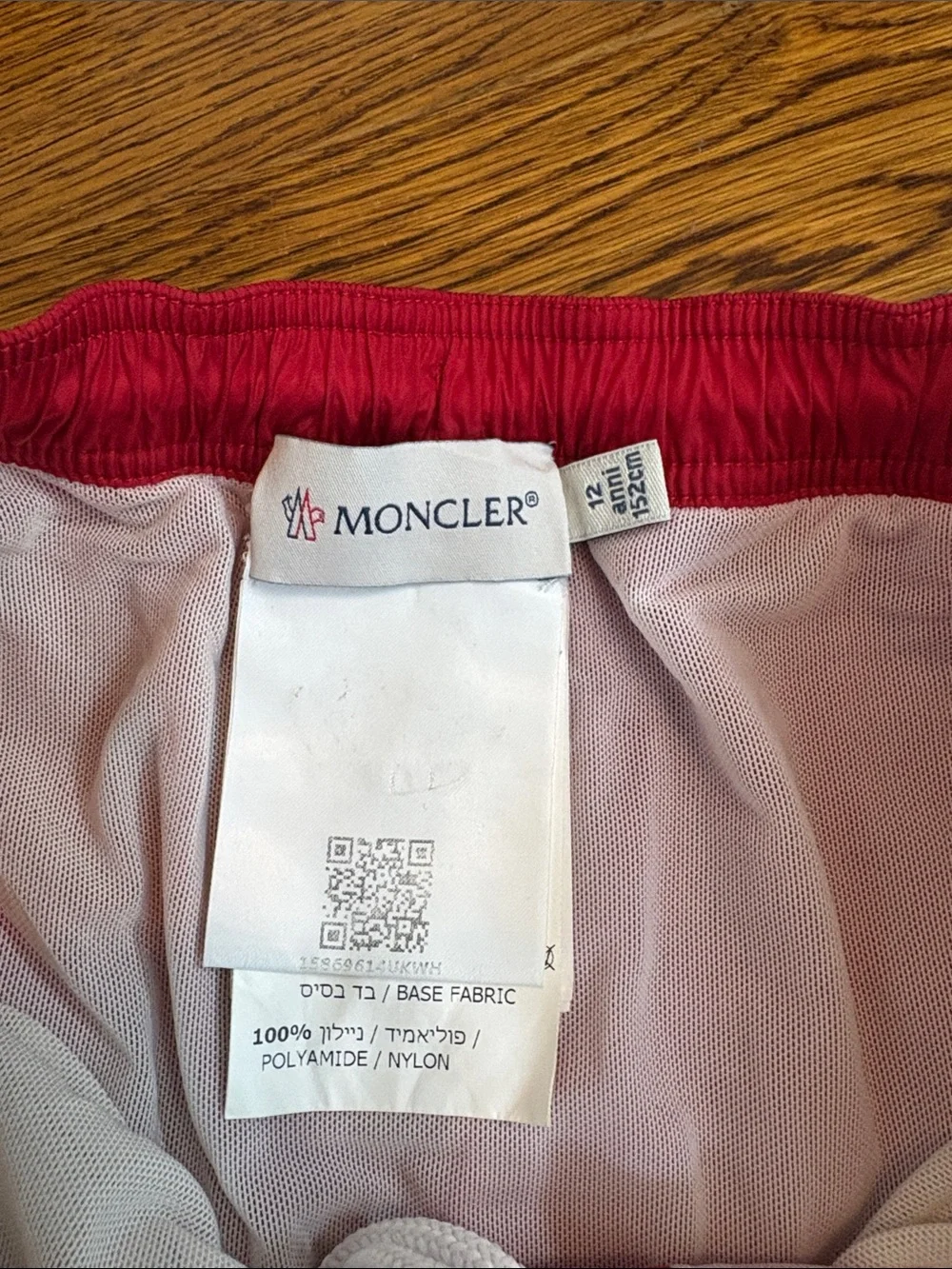 Moncler excellent lightweight